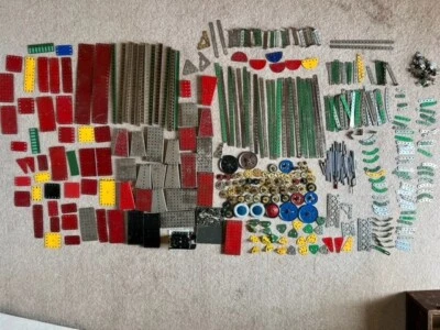 £50 • Buy 400 Plus Meccano Pieces In Wooden Box
