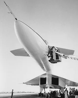 NOSE OF THE XB-70 VALKYRIE BOMBER PLANE 8x10 SILVER HALIDE PHOTO PRINT • $14.99