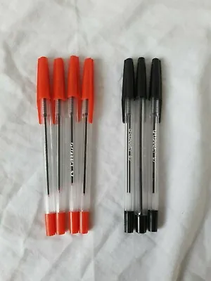 7 Q-Connect Quality 'medium' Ballpoint Pens - Black & Red (new) • £3.50