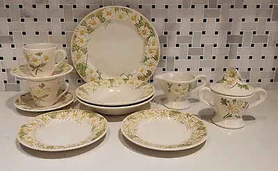 12 Pieces Of Vintage Metlox Poppy Trail Sculpted Dishes Cottagecore • $48