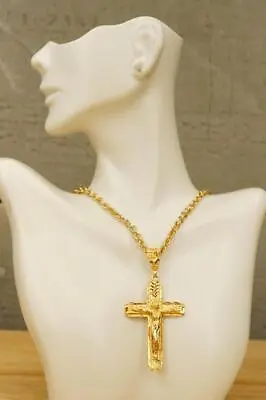 Vintage Monet Costume Jewelry Crucifix Catholic Christian Cross Pendant Necklace • $26.09