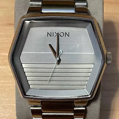 Nixon The Mayor “Key To The City” Vintage Hex Surf Analog Silver Men's Watch • $109.99