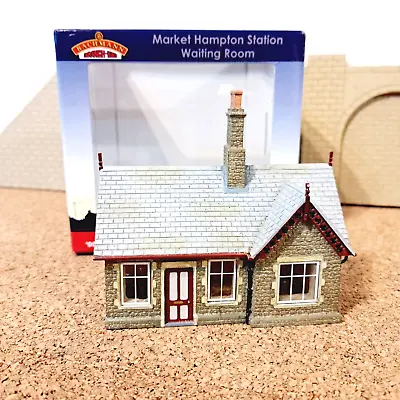 Bachmann Scenecraft 44-013 Market Hampton Station Waiting Room   Free Post • $57.34