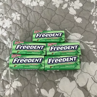 Freedent Nonstick Chewing Gum Cool Peppermint Flavor 15 Count Five Packs New • $13.98