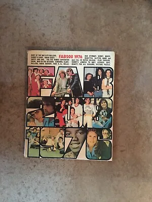 FAB208 1976 Annual - Music Artists Book - Good Condition • £5