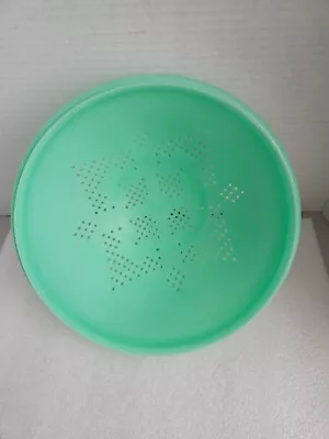 Vintage Tupperware Jadeite Green Colander Strainer Bowl #339-2 Star Pattern 10  • $9.50