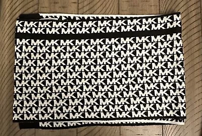 Michael Kors Black And White MK Logo Knit Scarf • $20