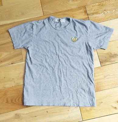 £22 • Buy Play Comme Des Garcons T-shirt - Grey - Gold Heart- Size M -Used Excellent Cond.