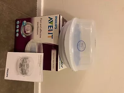 Philips Avent Microwave Bottle Steriliser  • $12