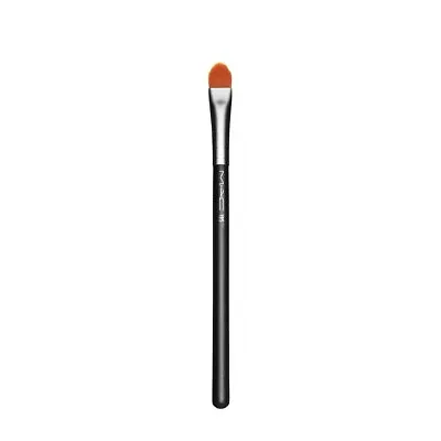 Mac Concealer Brush #195 - Brand New • $14.36