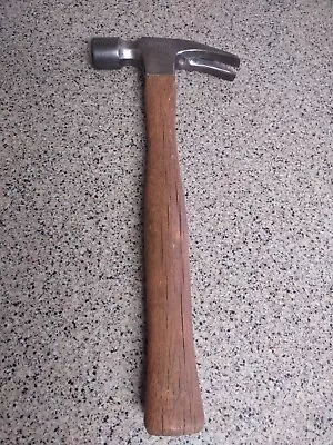 Vaughan 999ML 20oz Framing Hammer Milled Face Wood Handle • $15