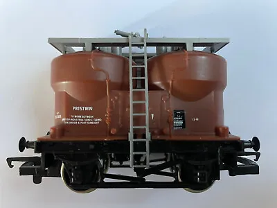 £5 • Buy Oo Gauge Hornby Railways R009 020 Prestwin Brown Twin Silos Wagon