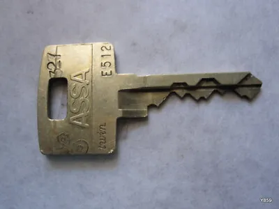Key ASSA Twin E512 • $11