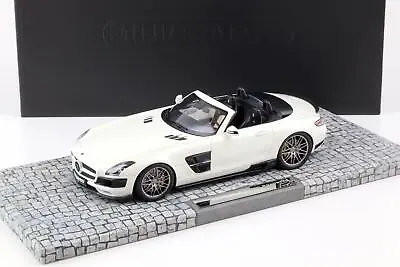 1:18 Minichamps Mercedes SLS Brabus 700 Biturbo Roadster 2013 Pearl White • $197.05