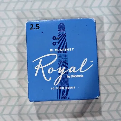 Lot Of 11 (9 Rico Royal Woodwinds Bb Clarinet + 2 Vandoren 2.5 Clarinet Reeds) • $19.95