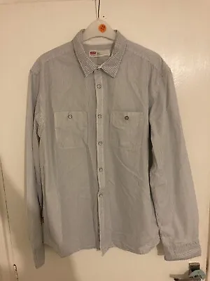 Mens Levis Pinstripe Style Shirt Long Sleeve Size Large VGC • £8.54