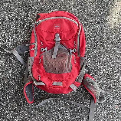 REI Tarn 18 Day Pack Kids Backpack Red Water Reservoir Compatible Hip Waist Belt • $29.99