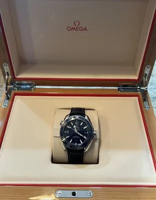 OMEGA Seamaster Planet Ocean Blue Men's Watch - 215.33.40.20.03.001 • $3800