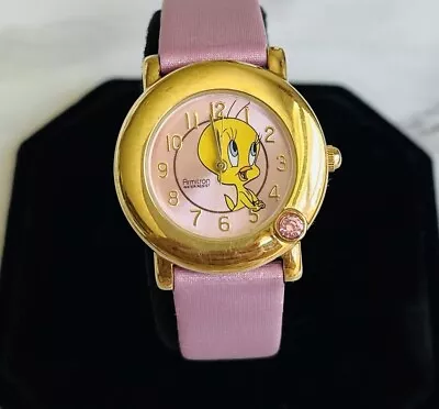 VTG 2001 Warner Bros Tweety Bird PINK Gold-Tone Women’s Watch • $28.99