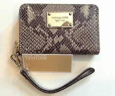 New Michael Kors Iphone Electronic Mlt Wristlet Wallet DK Sand NWT 35T2GELZ1E  • $89.99