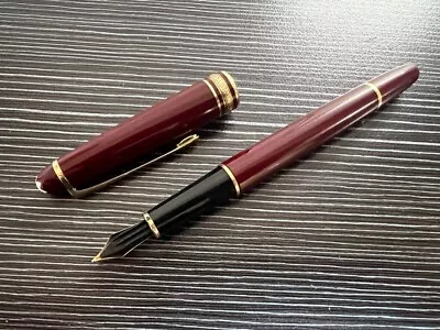 Montblanc Fountain Pen Meisterstück 144 Bordeaux Gold M Medium Point 14kUsed • $243.85