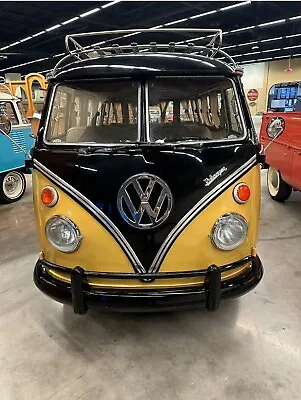 1972 Volkswagen Bus/Vanagon  • $45000