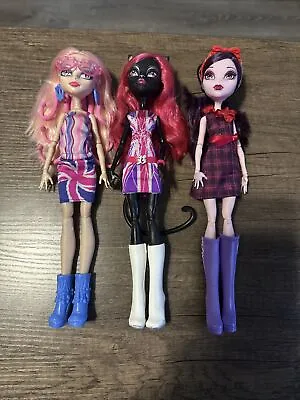 Monster High Doll Ghoulebrities In Londoom Catty Noir Elissabat Viperine Gorgon • $99.99