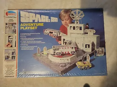 $780 • Buy Space 1999 Amsco Adventure  Playset/mib-sealed/stunning  Ext. Rare Vintage 1975