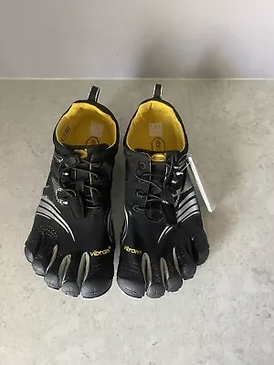 Vibram FiveFingers Komodo Sport Grey Black Gray Shoes Size 40 Men's 14M3602 • $58
