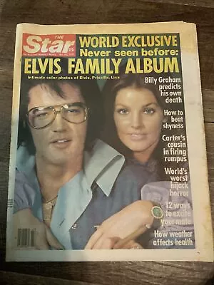 THE STAR Magazine-OCTOBER 251977-ELVIS FAMILY ALBUM • $5