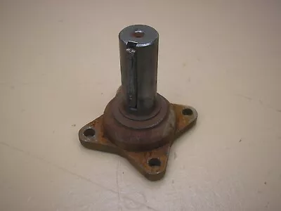 FMC Bolens HT20 HT23 1886 Large Frame Tractor Engine Pulley Stub Shaft 277637 • $37.99