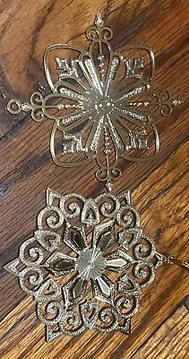 The Metropolitan Museum Of Art Pair Of Gold Snowflake Ornaments • $75