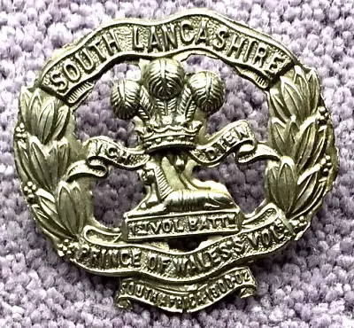 South Lancashire Regiment 1st. Volunteer Battalion : Cast Metal Cap Badge • £9.50