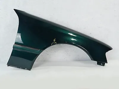 1994 - 2000 Mercedes Benz C Class W202 Fender Panel Cover Exterior Front Right • $257.39