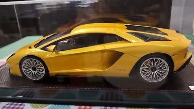 MR Collection Lamborghini Aventador S Giallo Orion 1/18 Scale • $549.99