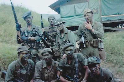 Vietnam  War  Photos --  1st Force Recon Company - Camo • $3.99