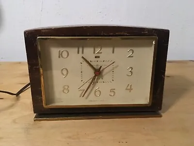 Vintage General Electric Desk & Alarm Clock Model 7h188 • $10
