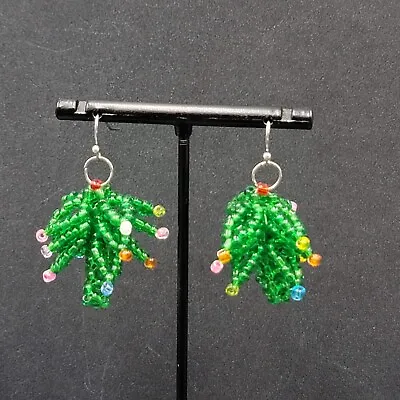 Vintage Pierced Earrings Seed Bead Christmas Palm Trees Dangle  1.25  • $12