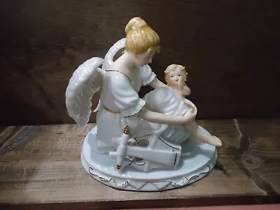 O'Well Angel & Cherub W Harp/Lyre Porcelain Figurine Ivory & Gold MINT CONDITION • $15.48