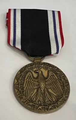 Us Military Insignia Medal Previously Owned Prisoner Of War Honorable Service • $9.99