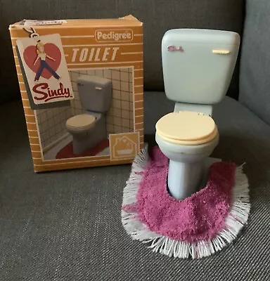 £10 • Buy Sindy Blue Toilet Pedigree 1983 Boxed