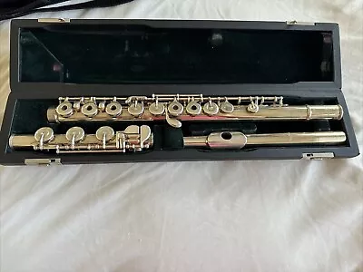 Pearl Intermediate Flute - Quantz PF-665 - Silver Head/Open Hole/Inline G/B Foot • $850