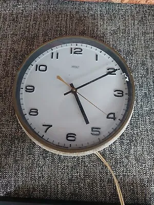 £20 • Buy 1970's Metamec Electric Clock. METAMEC Vintage Electric Wall Clock.