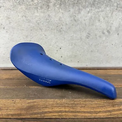 Old School BMX Blue Seat Freestyle Race OG 1980s  Cracks Taiwan Plastic Survivor • $89.99