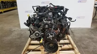 Engine 5.7L VIN R 350 VORTEC 1999 GMC YUKON 82K MILES • $3000