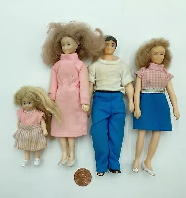 Vtg 1988 Horsman Dollhouse Family 1:12 Dollhouse • $22.98