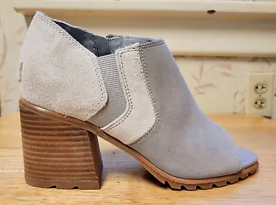 Sorel Women's Shoes Nadia Ankle Bootie Gray Suede Open Toe Size 8.5 • $24.99