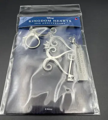 Kingdom Hearts 20th Anniversary Metal Keyblade Keychain • $49.99