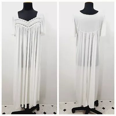 Vintage Miss Elaine Soft White Silk Satin Romantic Nightgown Size S/M NO TAG • $25