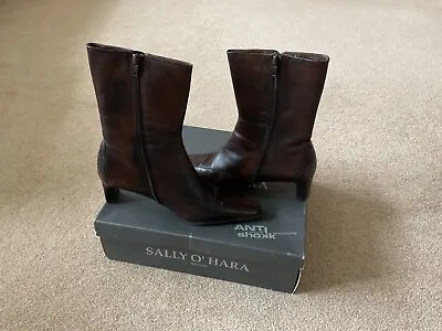 Ladies Dark Brown Boots Size 5Sally O’Hara Leather • £20